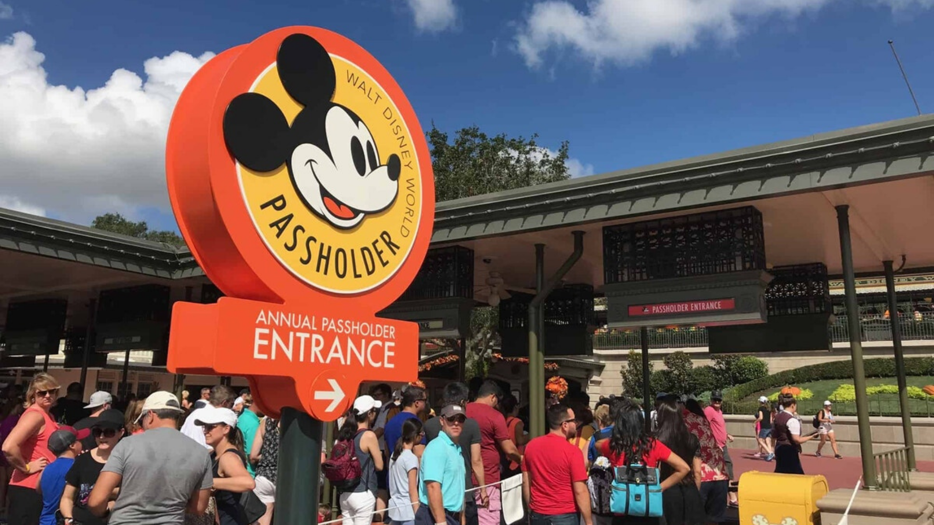 Walt Disney World Resort Annual Pass Purchases and Renewals Now